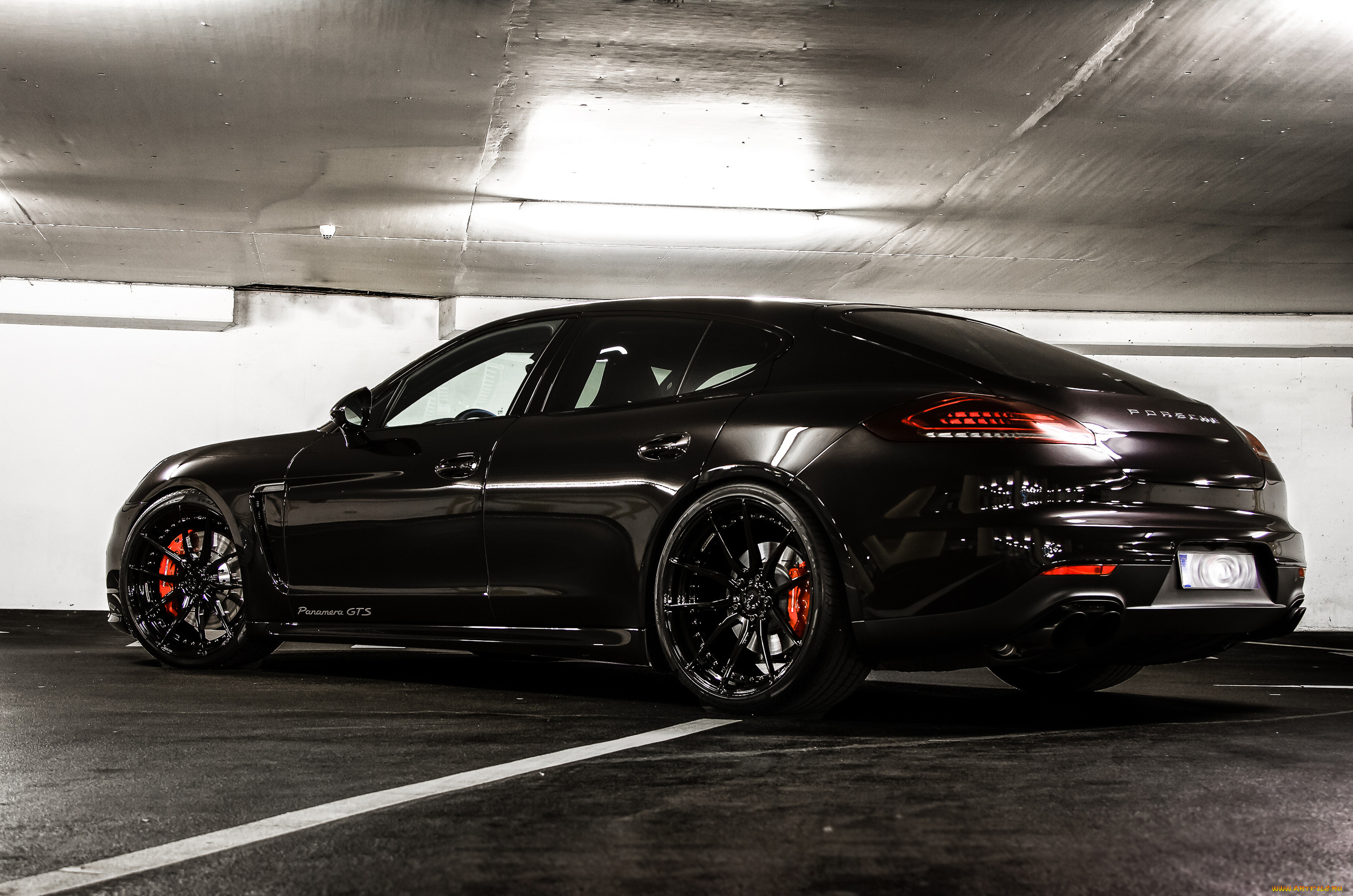 Black s. Порше Панамера GTS 2017. Porsche Panamera GTS 2018 черная. Porsche Panamera GTS Tuning. Porsche Panamera 2020 GTS Tuning.